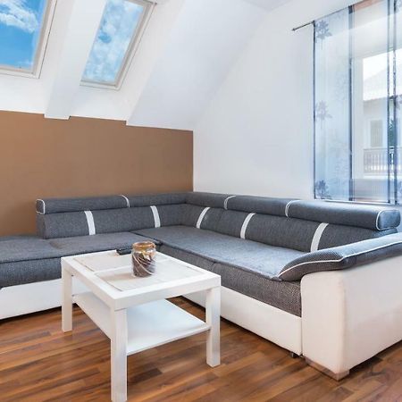 Boomerang Apartment בלד מראה חיצוני תמונה