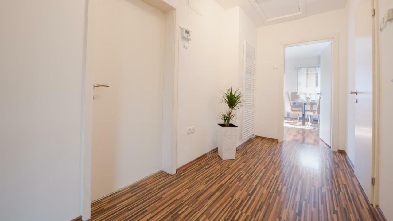 Boomerang Apartment בלד מראה חיצוני תמונה